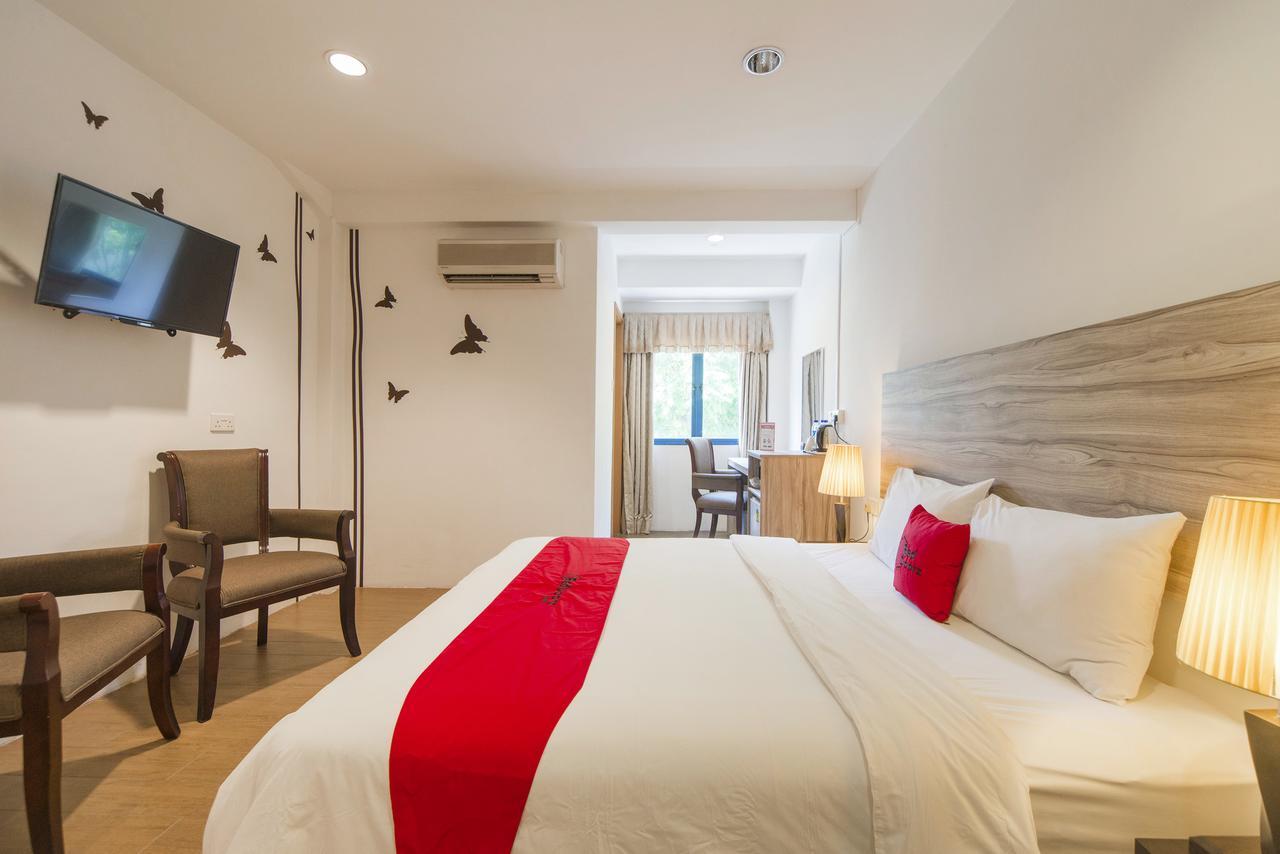 Reddoorz Plus @ Victoria Street Singapore Exterior foto
