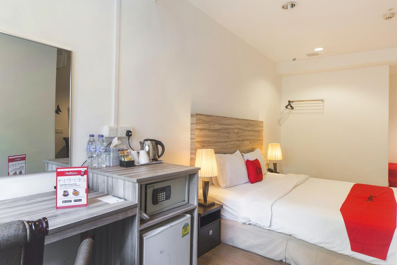 Reddoorz Plus @ Victoria Street Singapore Exterior foto
