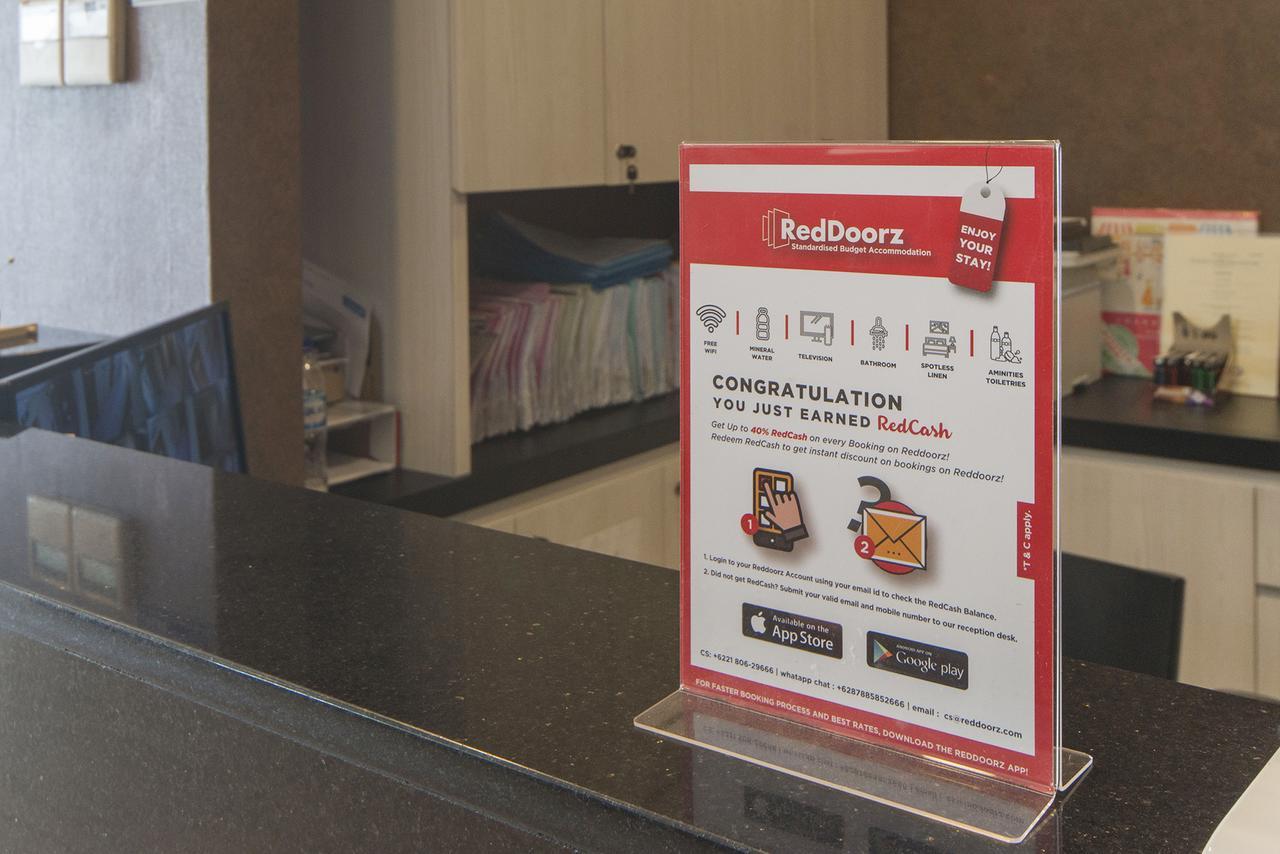 Reddoorz Plus @ Victoria Street Singapore Exterior foto