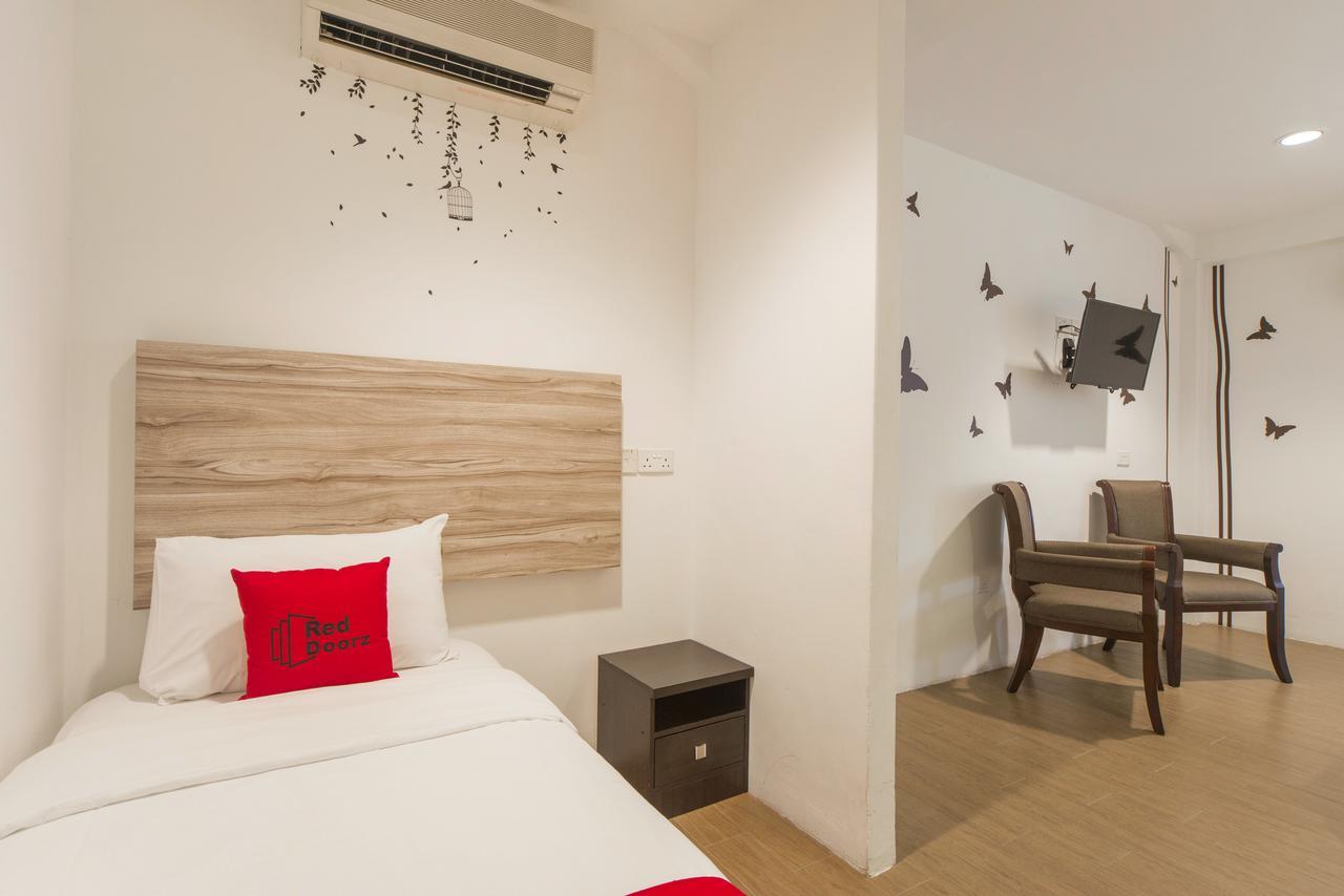 Reddoorz Plus @ Victoria Street Singapore Exterior foto